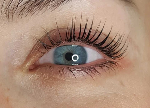 Luxe Wimpernlifting während der Schwangerschaft